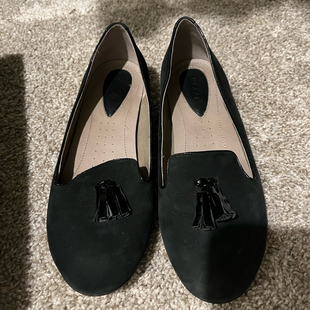 Ecco flats with tassel